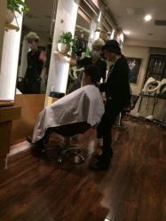 艳子老师在剪发-木北造型