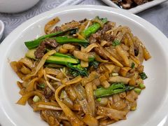 干炒牛河-粤·向群饭店(龙津东路总店)