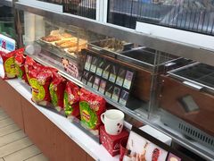 -全家便利店(莲花池东路店)