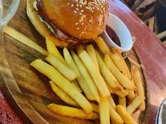 -羽深肉铺 Steak & Wine