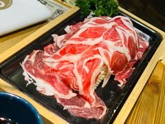 -湊湊火锅·茶憩(南京东路悦荟店)