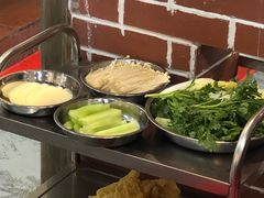 -憨铁匠老火锅(龙岗万科里店)