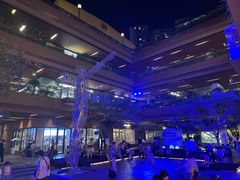 -瑞虹新天地月亮湾