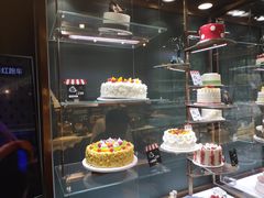 面包甜点陈列柜-红跑车蛋糕世界(清江路店)