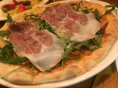 Pizza-La Tavernetta(Bar à Vin)(乌鲁木齐路店)