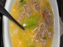 酸汤肥牛-小城故事·地道宁波味(月湖盛园店)