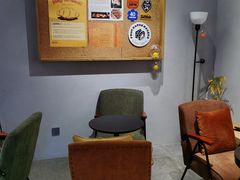 -方炉·天然食材面包店(青秀店)