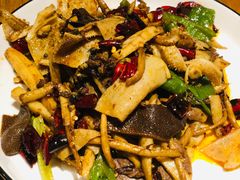 -十三式重庆江湖菜(金茂览秀城店)