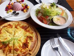 -桉树林A coffee 森林餐厅(三圣乡店)