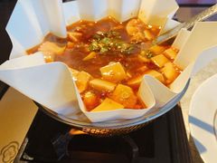 -穹六人间 people 6(岳阳路店)