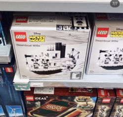 -乐高品牌旗舰店(人民广场店)