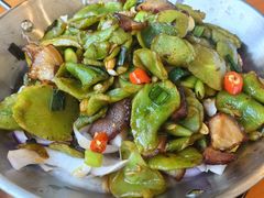 干锅脆莴笋-莲餐厅·湖北菜·潜江小龙虾店(愚园路店)