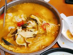 -隔壁老王·家常云南菜(花巷店)