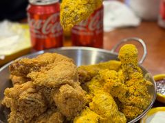 -BHC炸鸡(明洞总店)