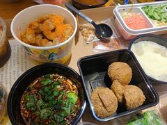 -包整·丝娃娃(一览甲秀楼风景店)