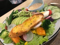 -丽莎沙拉轻食餐厅(国贸店)