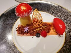 圣诞草莓蛋糕佐树莓冰霜-Le Bistrot de Racine