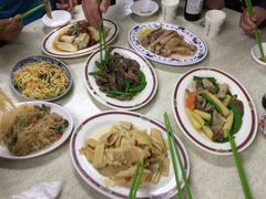 -金包里鸭肉ㄜˋ