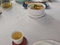 -鹿鸣酒家(越秀店)