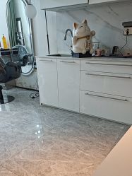 -米娜造型蛋白烫发