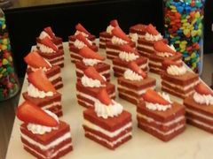 -岷山饭店-芝芝自助餐厅