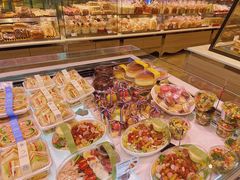 -巴黎贝甜(大宁国际商业广场店)