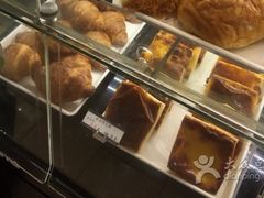-好利来(彩香店)