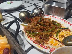 乱劈柴炒饭-朱光玉火锅馆(小寨原力场店)