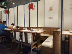 -尚尚仙·酸汤猪手·猪肚鸡火锅(华联万柳购物中心店)