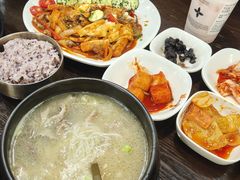 -釜山豚骨汤饭(芝罘万达广场店)