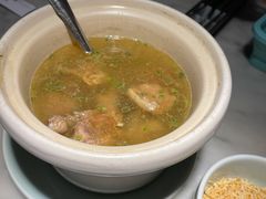 瓦罐老鸭汤-小菜园新徽菜(溧阳万达店)