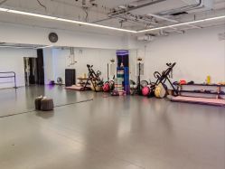 -WITCH （舞季）舞蹈工作室