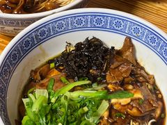 蛤蜊猪肝面-沪西老弄堂面馆(定西路店)