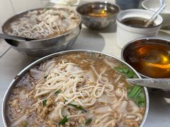 -正宗杨记普洱酸醋米线(总店)