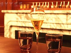 -恰餐厅及酒吧 CHAR Bar & Grill (北京丽都皇冠假日店)