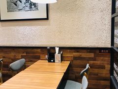 -泰熙家韩式欢乐餐厅(东关正街店)