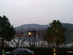 -南北湖湖光山居度假酒店