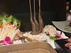 -左庭右院鲜牛肉火锅黑金店(陆家嘴中心店)