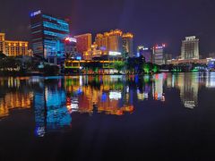 -樾餐厅泰式海鲜火锅(民歌湖店)