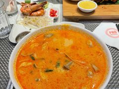 冬阴功汤配河粉-PHO東田越南粉(苏州中心店)