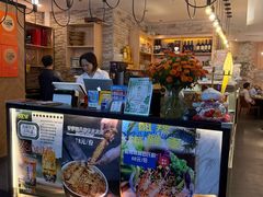 -樾餐厅泰式海鲜火锅(民歌湖店)