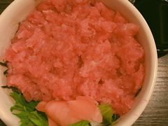 金枪鱼中落肉盖饭-角落里(中山公园店)