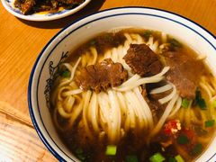 -矮子粉店1985·长沙米粉(湘春路店)