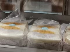 -沁屋面包店(人民东路店)