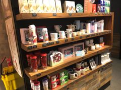 零售区-星巴克(天津五大道店)