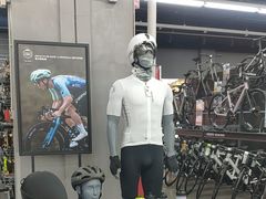 -迪卡侬(越秀公园店)