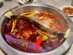 -忘情水鱼头·鲜鱼火锅(滨江中路店)