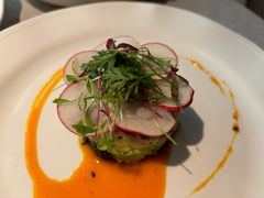 牛肉塔塔配牛油果黑橄榄酱-Solo(衡山路店)