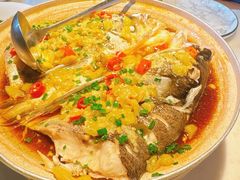 招牌黄椒鱼头-涌上外婆桥(南塘店)