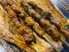 -乡村馕坑肉·烧烤·新疆菜·本地人更爱吃(阿勒泰首店)